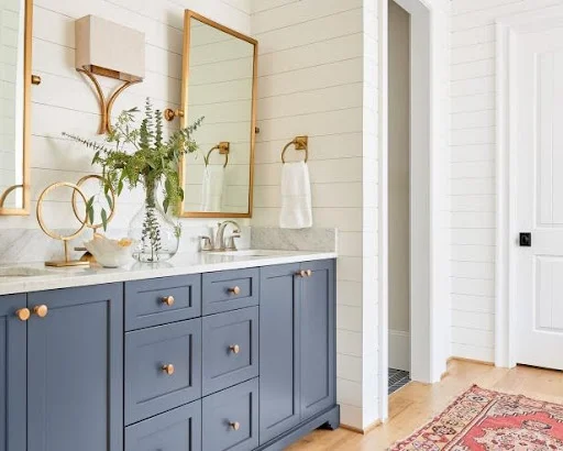 A newly remodeled bathroom from Neerings